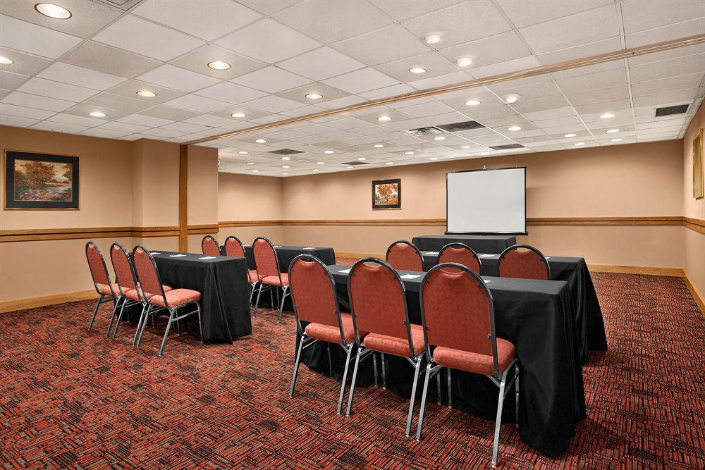 Hotel University North 2*